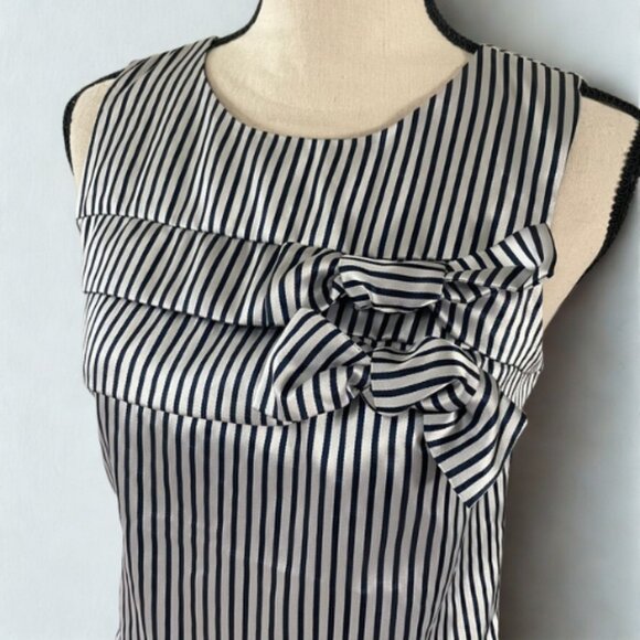 Banana Republic Satin Stripe Sheath Dress - Size 0 - NWOT - Bow Detail Holidays - Picture 3 of 6